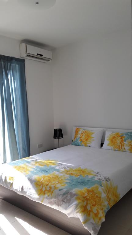 Blue Skies Apartment Marsaskala Exterior foto
