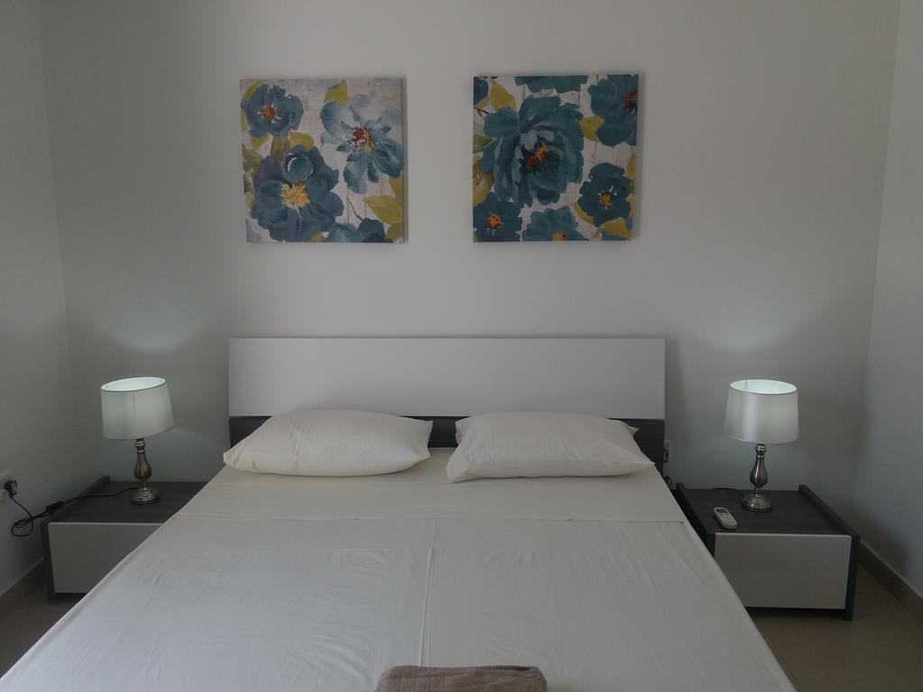 Blue Skies Apartment Marsaskala Exterior foto