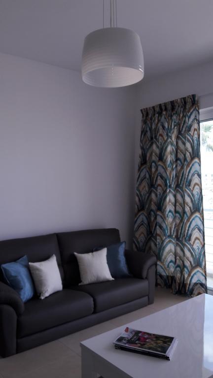 Blue Skies Apartment Marsaskala Exterior foto